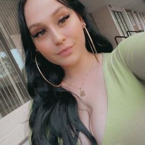 Meet your Posher, Falyne